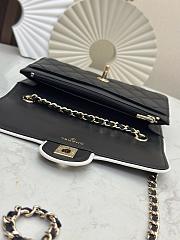 Chanel Lambskin Clutch with Chain Black Size 19x12x3cm - 5