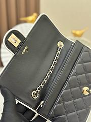 Chanel Lambskin Clutch with Chain Black Size 19x12x3cm - 3