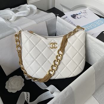 Chanel Should Bag White AS4220 Size 24x17x6cm