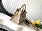 LV Giant Monogram LVB0050 Size 25x13x10cm - 6