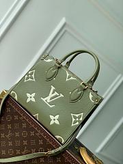 LV OnTheGo Monogram M46647 Size 25x19x11cm - 1