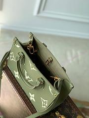 LV OnTheGo Monogram M46647 Size 25x19x11cm - 4