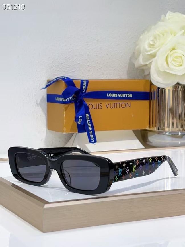 Louis Vuitton Sunglasses Z 2709-02 - 1