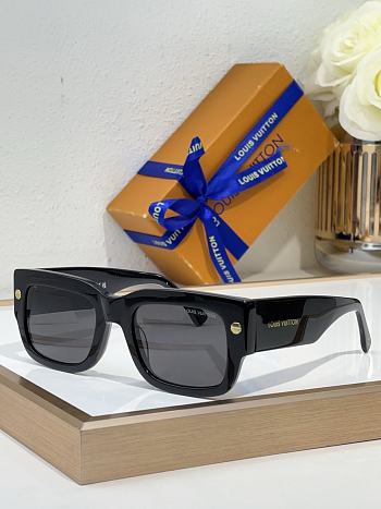 Louis Vuitton Sunglasses Z1973-01