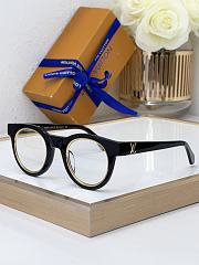 Louis Vuitton Sunglasses Z2065W-05 - 1