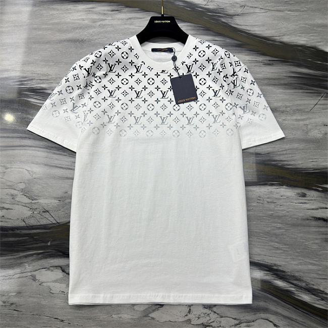 Louis Vuitton T-Shirt Top Version 05 - 1