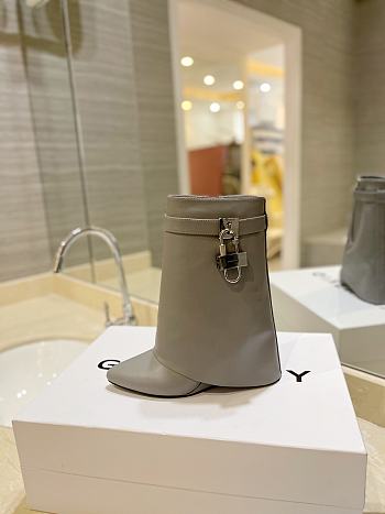 Givenchy Shark Lock Ankle Boots in Leather Grey