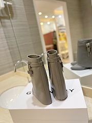 Givenchy Shark Lock Ankle Boots in Leather Grey - 5