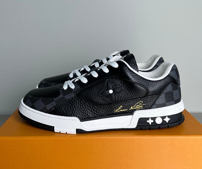 Louis Vuitton LV Trainer Black White Monogram - 1