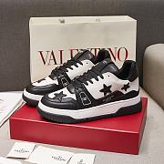 Valentino Sneaker Black White Star BX90320 - 5