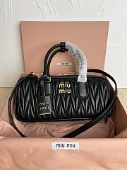 Miu Miu Matelasse Black Pattern 5BB148 Size 27x12x9cm - 1