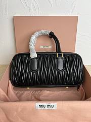 Miu Miu Matelasse Black Pattern 5BB148 Size 27x12x9cm - 6