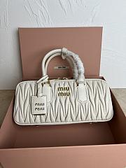Miu Miu Matelasse White Pattern 5BB148 Size 27x12x9cm - 5
