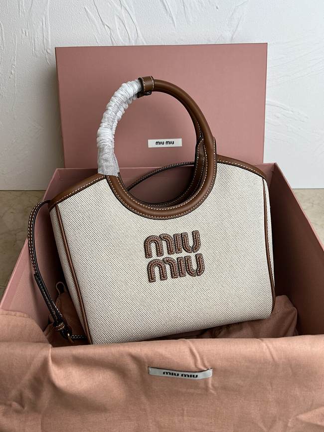 Miu Miu IVY Beige Handbag M288 Size 27x11x15cm - 1