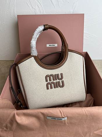 Miu Miu IVY Beige Handbag M288 Size 27x11x15cm