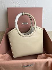Miu Miu IVY Cream Handbag Size 27x11x15cm - 2