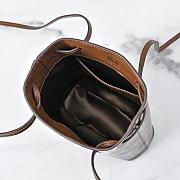 MiuMiu Naplak Patent Brown Pouch Palisander 23x13x7cm - 3