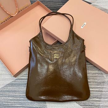 Miu Miu Palisander lvy Naplak Patent Brown 35x40cm