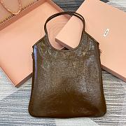 Miu Miu Palisander lvy Naplak Patent Brown 35x40cm - 5