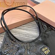 Miu Miu Palisander lvy Naplak Patent Black 35x40cm - 5
