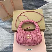 Miu Miu Wander Matelasse Pink Size 23x13x7cm - 1