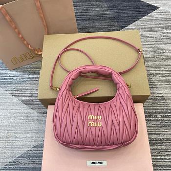 Miu Miu Wander Matelasse Pink Size 23x13x7cm