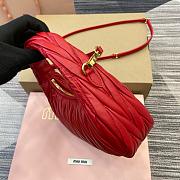Miu Miu Wander Matelasse Red Size 23x13x7cm - 4