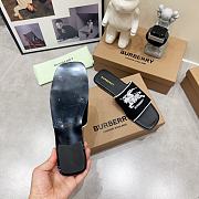 Burberry Label Slide White Black - 5