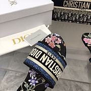 Dior Dway Slide Multicolor Embroidered 26123099-02 - 3