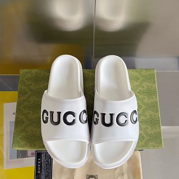 Gucci Interlocking G Slide White