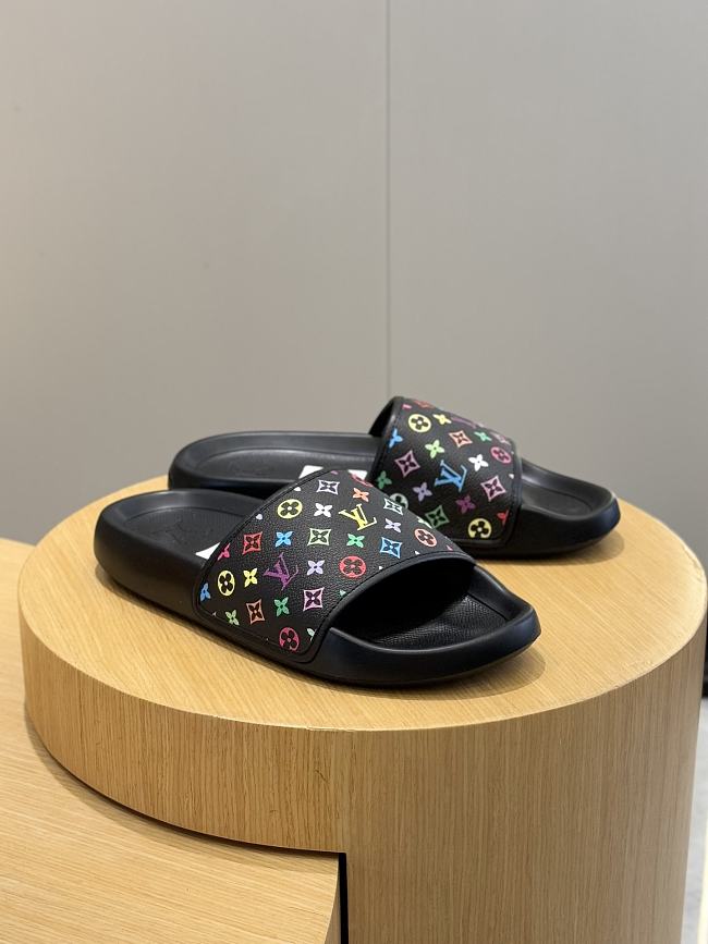 LV Print Pool Slide Black Colorfull - 1