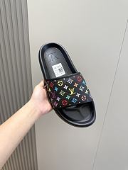 LV Print Pool Slide Black Colorfull - 5