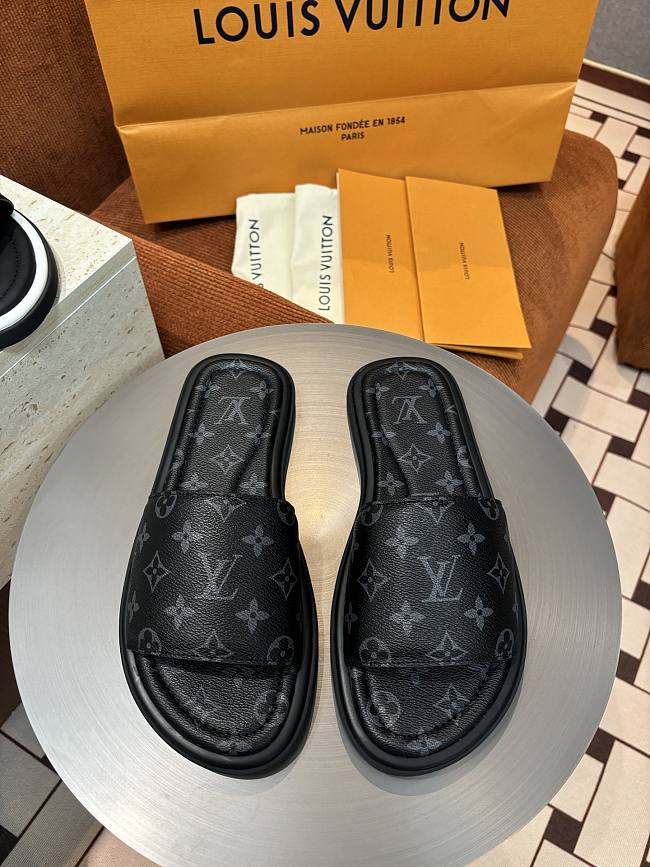 LV Monogram Pattern Sandals Black - 1