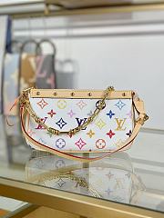 LV x TM Pochette Accessoires Size 22x13x4CM - 1