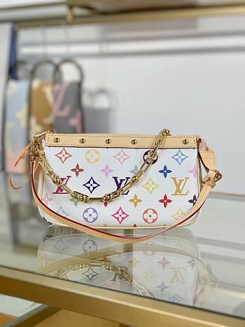 LV x TM Pochette Accessoires Size 22x13x4CM