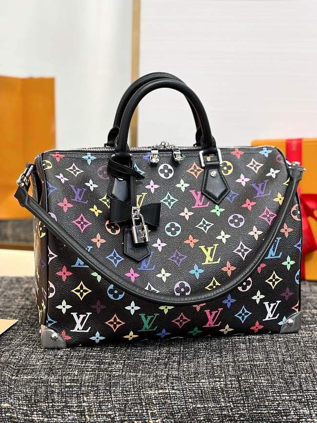 LV Crossbody Black Bag Size 30x21x17CM - 1