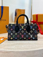 LV x ONTHEGO EAST WEST CHAIN BLACK Size 25x13x10CM - 4