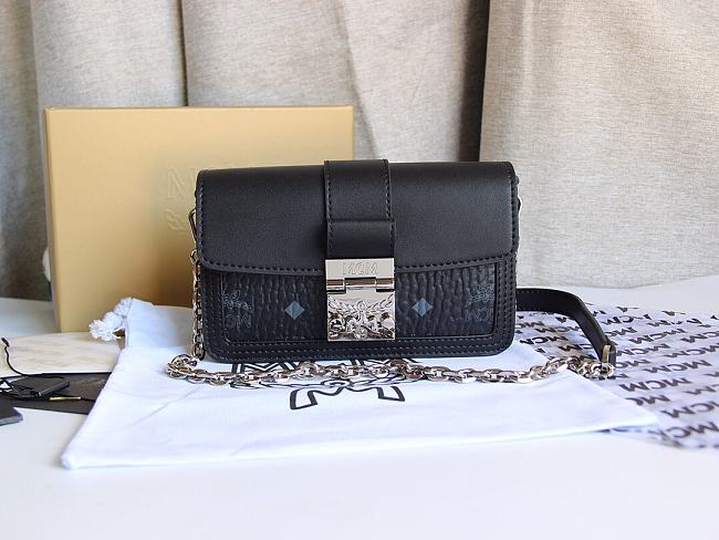 MCM Bag 36123119-02 Size 18x5x11cm - 1