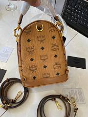 MCM Bag 39123125-01 Size 21x17x9CM - 2
