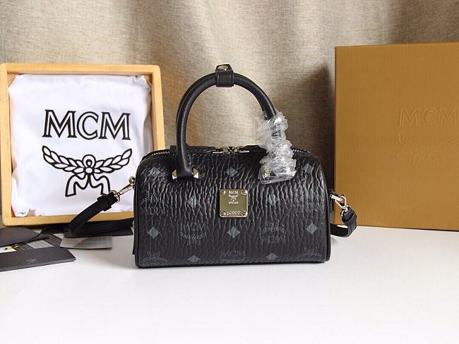 MCM Ella Boston Mini Bag in Visetos Black Size 18x8x10CM - 1