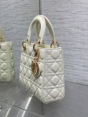 Dior Lady White Bag D0217 Size 20x16x8CM - 5