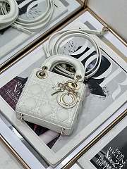 Dior Small Lady Dior Bag White Cannage Size 20x8x17CM - 3