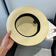 Louis Vuitton Gold and New Straw Hat LV8531 - 3