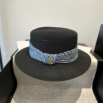 Louis Vuitton Gold and New Straw Hat LV8530