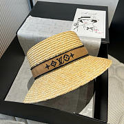 Louis Vuitton Gold and New Straw Hat LV8532 - 5