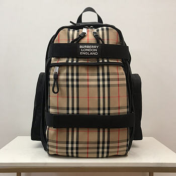 Burberry Vintage Check Panel Nevis 02 Backpack 30x20x49CM
