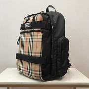 Burberry Vintage Check Panel Nevis 02 Backpack 30x20x49CM - 4