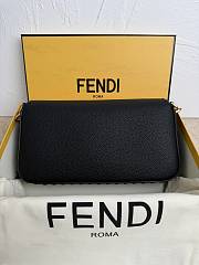 Fendi Baguette Cuoio Romano Black Leather Size 27x6x15cm - 5