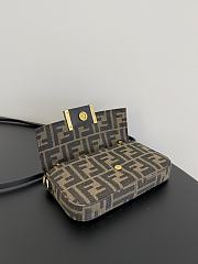 Fendi Baguette Mini Brown Bag Size 20x5x13cm - 2