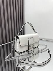 Fendi Baguette Mini Cuoio Romano White 20x5x13cm - 6